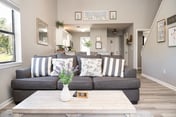 Pointe - 5812 - 3 BD | DX