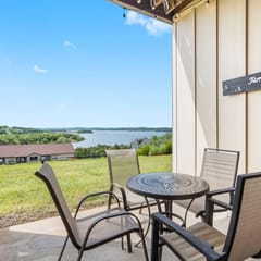 Majestic 110 - 2 BD | WK | HA | LAKE