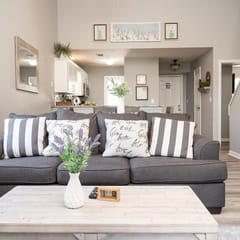 Pointe - 5812 - 3 BD | DX