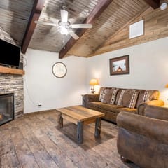 Indian Point - Cabins 12 - 1 BD | DNR | LV