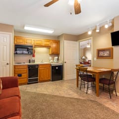 OakRidge - Condo 716 B | WK | QS
