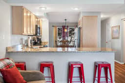Pointe - 3403 - 2 BD | DX - Image 2