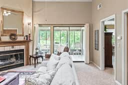 Pointe - 6107 - 4 BD - Image 3