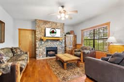 Cabins at Grand Mountain - Cabin 230 - 2 BD | PMR | CN - Image 3