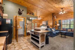 Cabins at Grand Mountain - Cabin 279 - 1 BD | WK | PMR | PY - Image 4