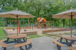Pointe - 6911 - 2 BD + L | PMR | LV - Image 5