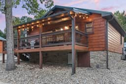 Indian Point - Cabins 21 - 2 BD | DNR | LTD - Image 2