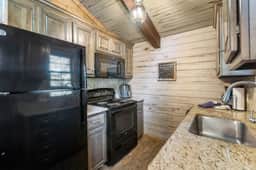 Indian Point - Cabins 13 - 2 BD | DNR - Image 3