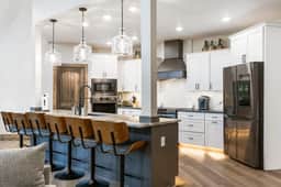 Indian Point - Lodge 178-50 - 8 BD | LTD - Image 2