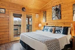 Cabins at Grand Mountain - Cabin 126 - 1 BD | PMR | PY - Image 3
