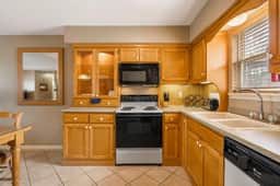 OakRidge - Condo 749 AB | 2 BD - Image 3