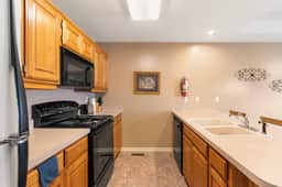 OakRidge - Condo 707 A | 1 BD - Image 2