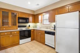 OakRidge - Condo 741 AB | 2 BD - Image 4