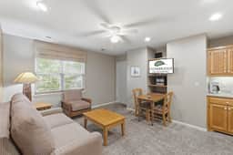 OakRidge - Condo 752 B | WK | QS - Image 2