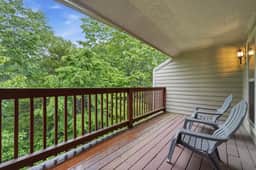 OakRidge - Condo 722 AB | WK | 2 BD - Image 2