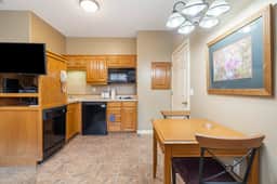 OakRidge - Condo 705 B | QS - Image 2