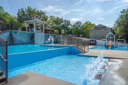 OakRidge - Condo 719 AB | 2 BD - Image 2