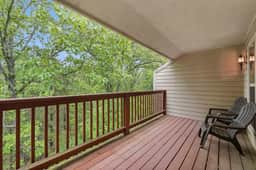 OakRidge - Condo 718 AB | WK | 2 BD - Image 3