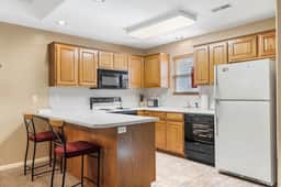OakRidge - Condo 721 A | 1 BD - Image 4