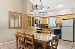 OakRidge - Condo 732 A | WK | 1 BD - Image 5