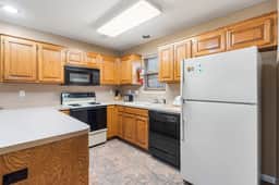 OakRidge - Condo 715 A | 1 BD - Image 5