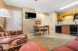 OakRidge - Condo 714 B | WK | QS - Image 5