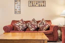 OakRidge - Condo 714 B | WK | QS - Image 2