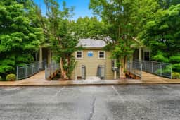 OakRidge - Condo 738 B | WK | QS - Image 2