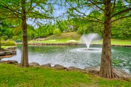 OakRidge - Condo 735 AB | 2 BD - Image 3