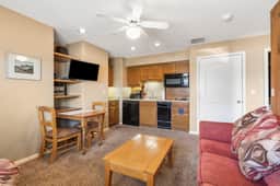 OakRidge - Condo 747 B | QS - Image 2
