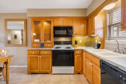 OakRidge - Condo 759 AB | 2 BD - Image 4