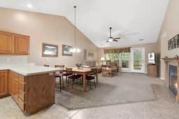 OakRidge - Condo 720 AB | WK | HR | 2 BD - Image 4