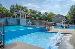 OakRidge - Condo 779 A | 1 BD - Image 3