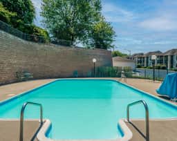 Fairways 8-4 - 2 BD | WK - Image 3