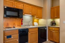 OakRidge - Condo 759 B | QS - Image 5
