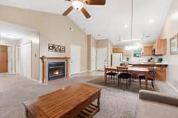 OakRidge - Condo 720 A | WK | 1 BD - Image 4