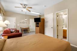 OakRidge - Condo 703 B | QS - Image 4