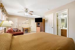 OakRidge - Condo 704 B | WK | QS - Image 5