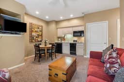 OakRidge - Condo 783 B | QS - Image 2