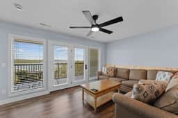 Rock Lane - Condo 632 - 2 BD | LV | WK - Image 2