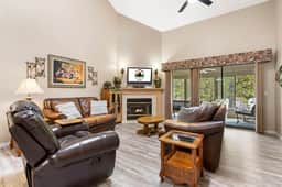 Pointe - 6411 - 4 BD - Image 2
