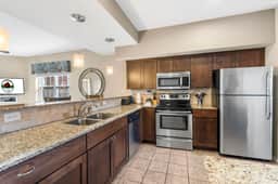 Greensview 221 - 2 BD | DX | WK - Image 2