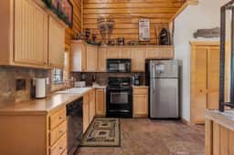 Cabins at Grand Mountain - Cabin 162N - 4 BD + L - Image 3