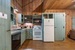 Cabins at Green Mountain - Cabin 10 - 2 BD + L | WK | CV - Image 3