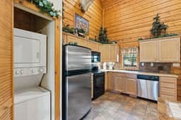 Cabins at Grand Mountain - Cabin 271 - 2 BD + L | DX | CN - Image 5