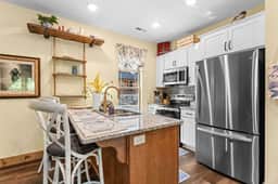 Tall Timbers - MOLA - 2 BD - Image 3