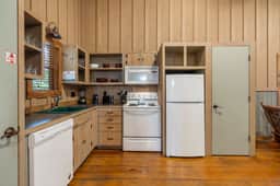 Cabins at Green Mountain - Cabin 11 - 2 BD - Image 4
