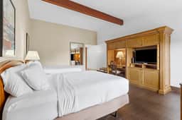 Rock Lane - Room 306 - QQ | LV - Image 4