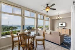 Majestic 213 - 2 BD | LAKE - Image 3