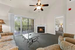 French Quarter - Condo 442C - 2 BD + L - Image 2